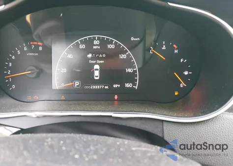 2014 Kia Cadenza Premium z USA, uszkodzony, nr VIN KNALN4D75E5165580